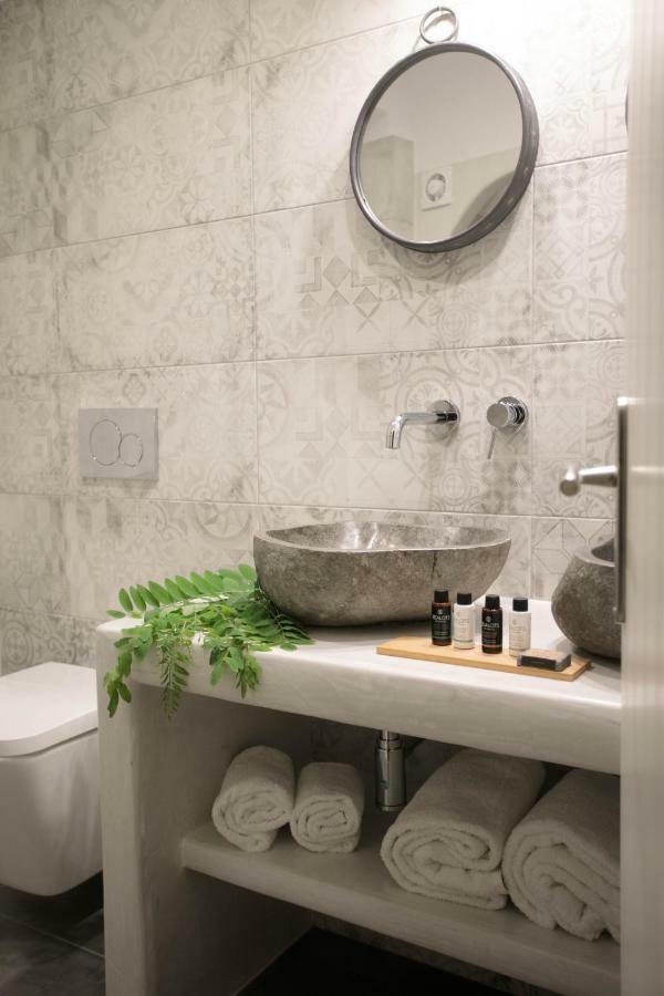 Kissos Luxury Suites Naxos City Экстерьер фото