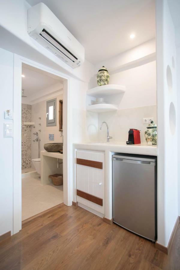 Kissos Luxury Suites Naxos City Экстерьер фото